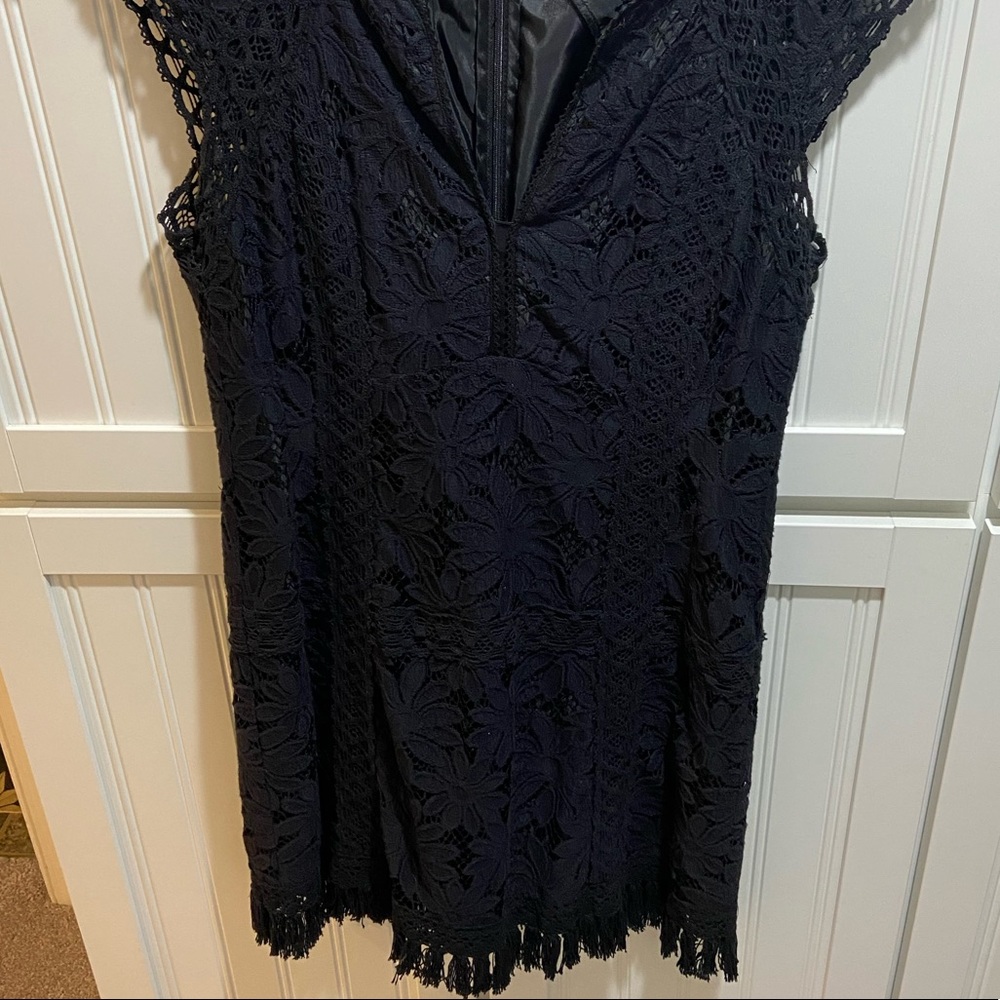 Black Lace/crochet Cocktail dress - Picture 5 of 7